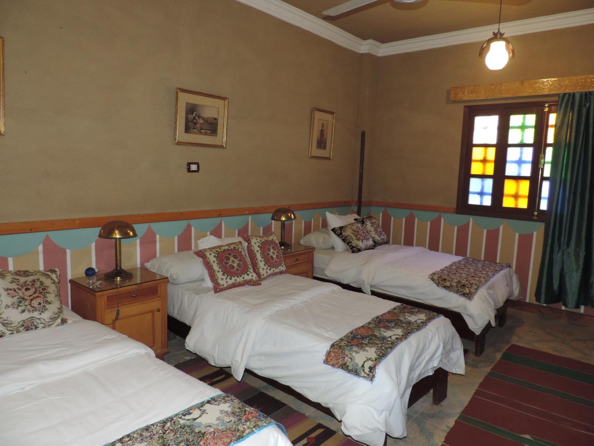 Nile House * Louxor